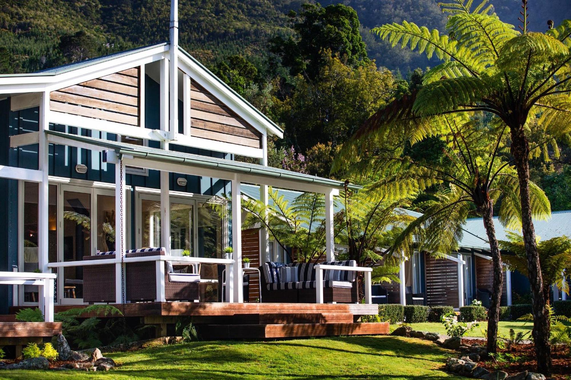 Raetihi Lodge Kenepuru Sounds Exterior photo